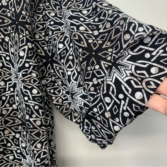 Catherines Blouse Top Woman 4X  Linen Cotton Button Up Black Abstract Print - Picture 4 of 9